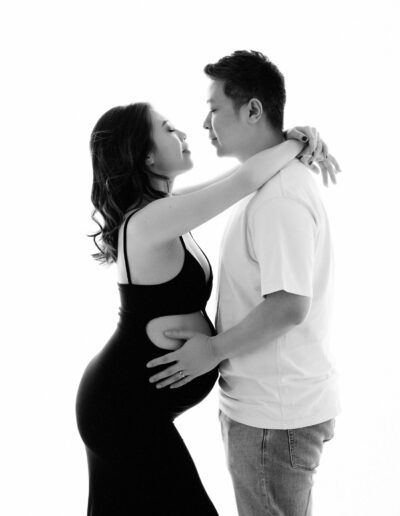Documenting the journey to parenthood with gorgeous maternity photography