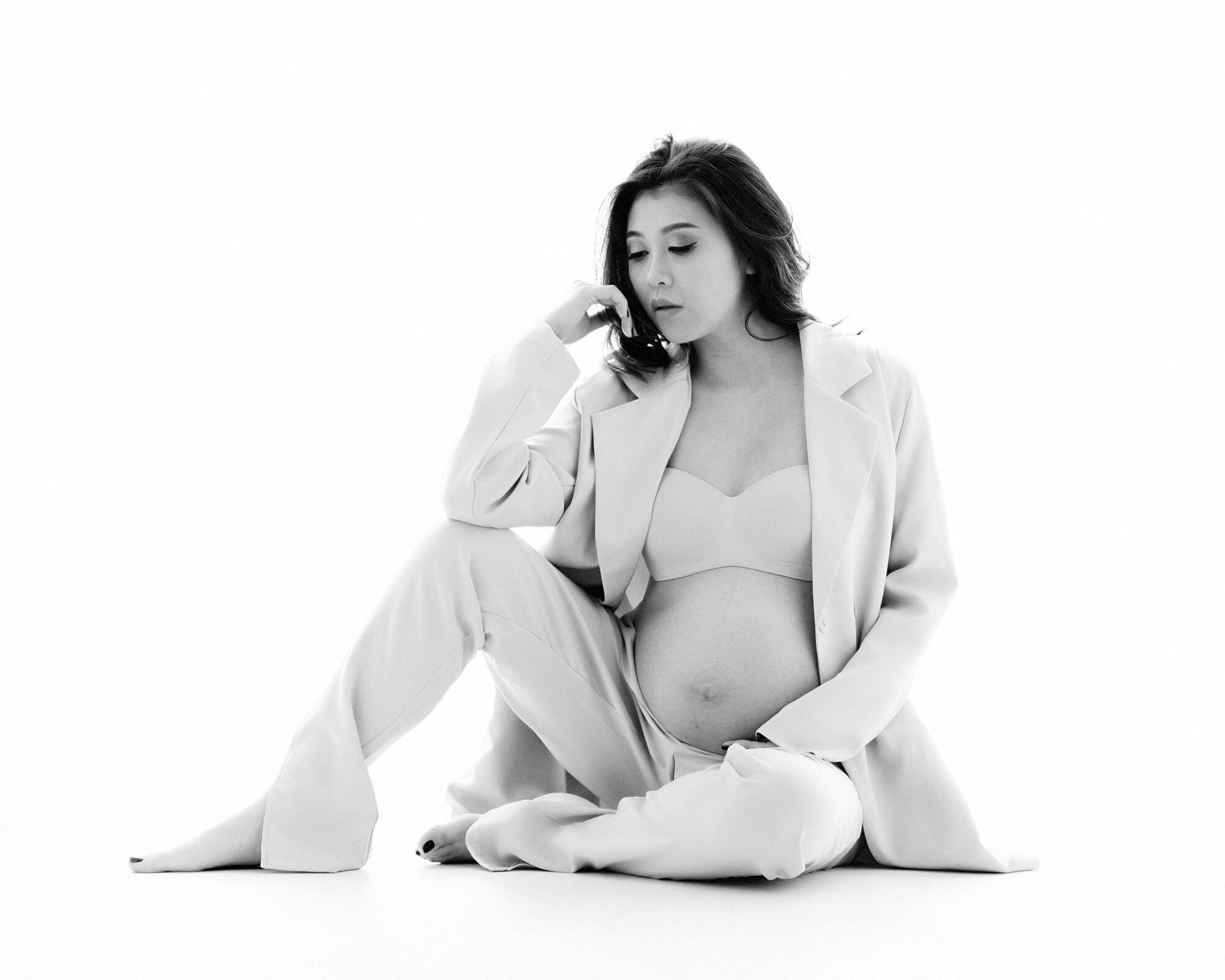 Stylish Maternity Photoshoot Pregnancy Photography Birmingham