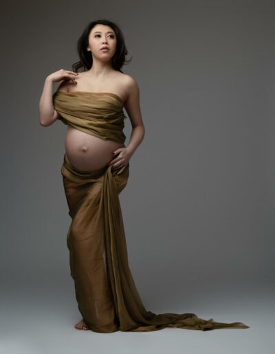 Stylish Maternity Photoshoot, luxury Maternity Photography, Chinese woman maternity photoshoot