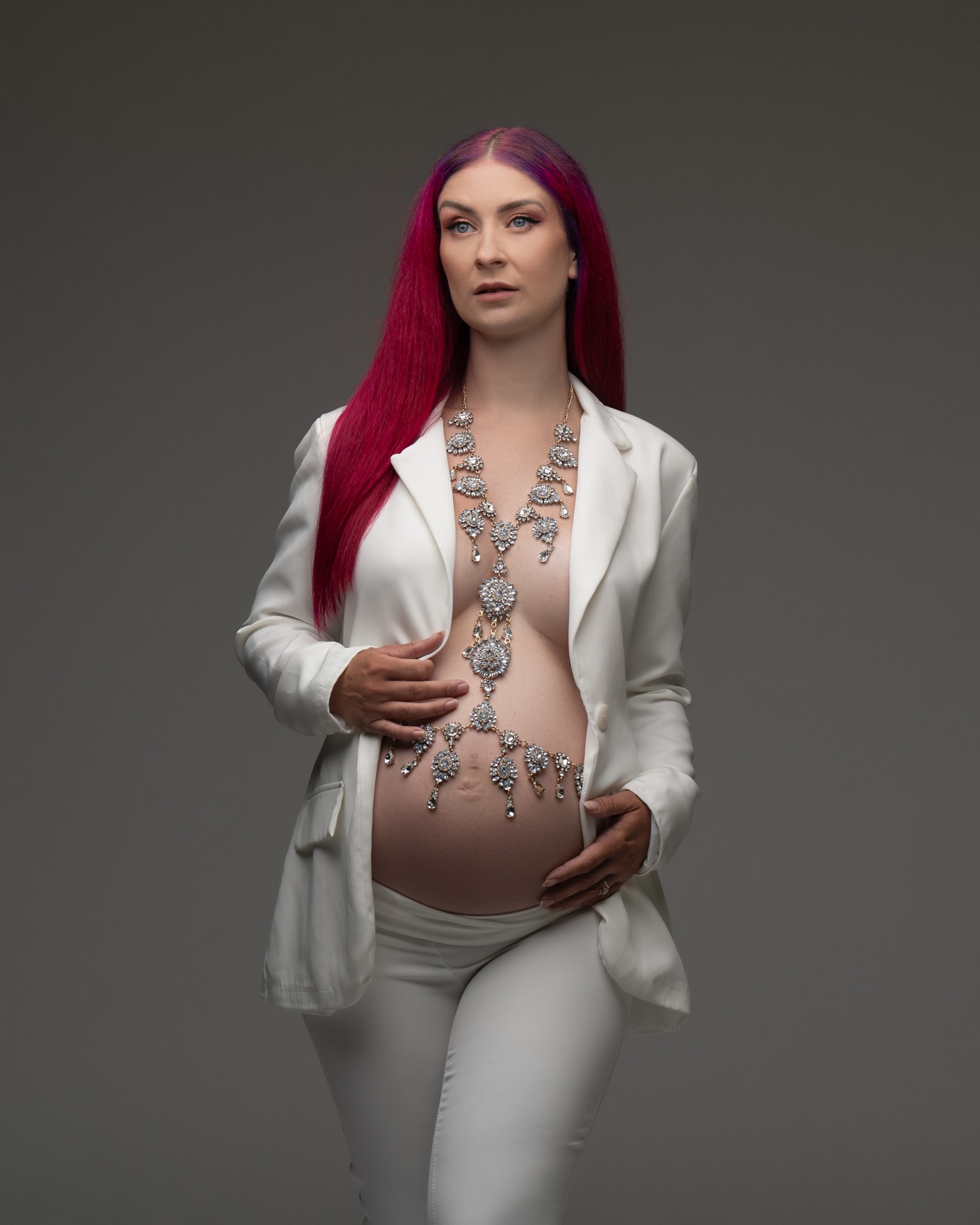 Fashionable Maternity Photoshoot
